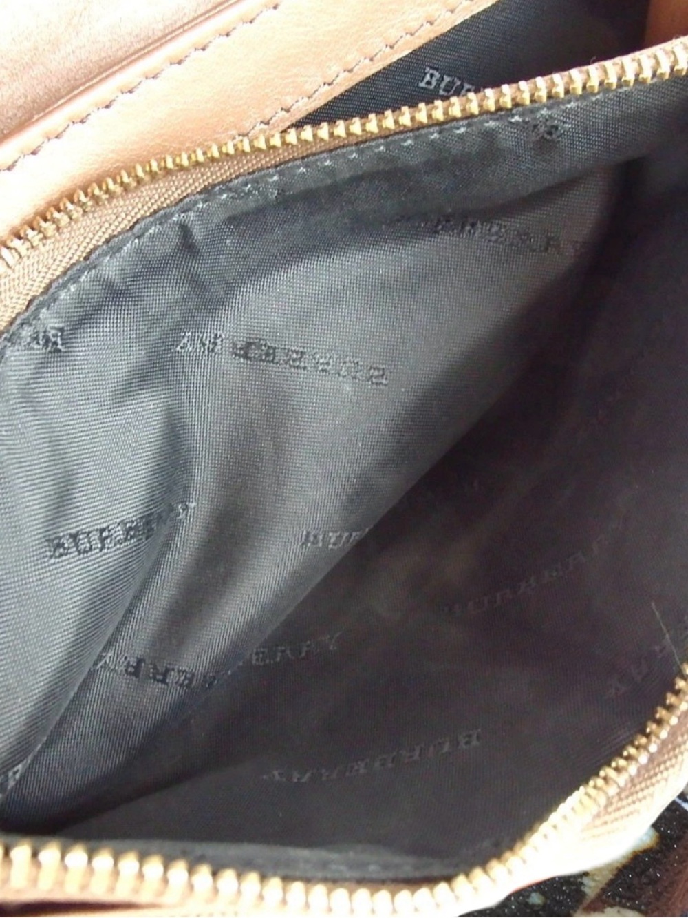 Burberry Nova Check Continental Wallet π - Picture 9 of 16